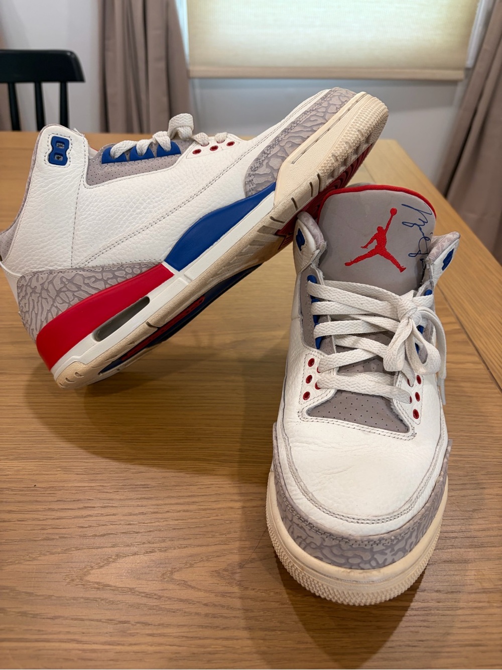Jordan 3 “international flight” men’s size 10.5